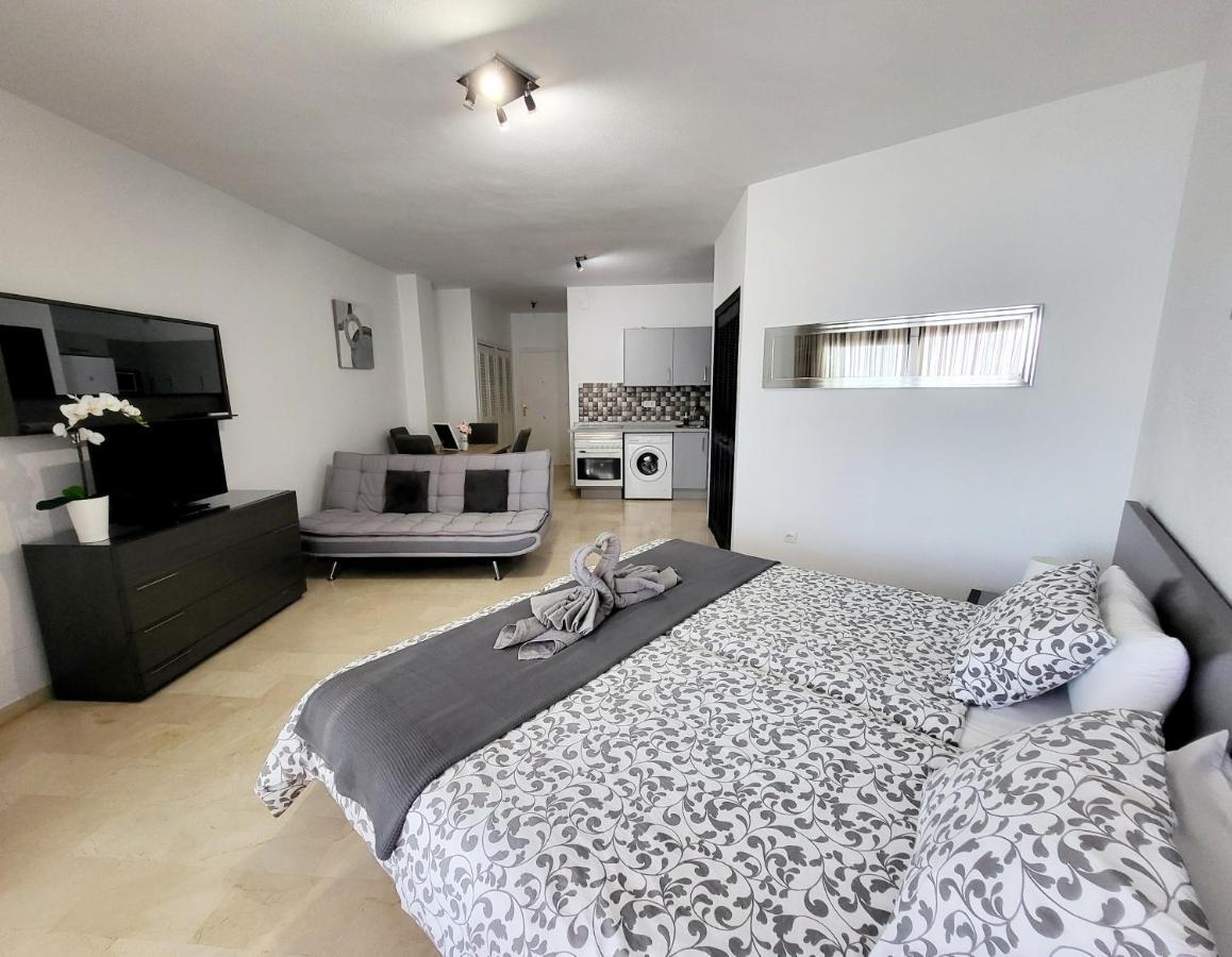 Studio Sea Sun And Beach Torremolinos Bagian luar foto
